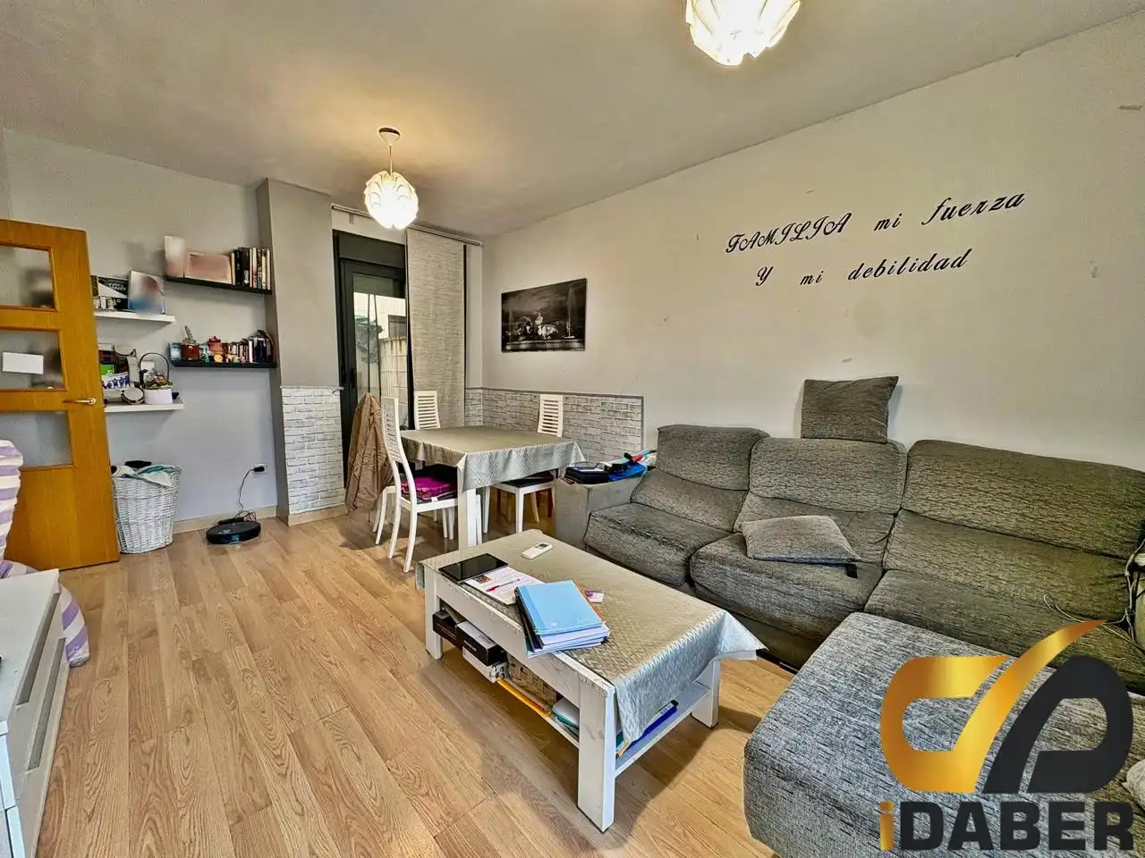 Sala de estar de Dúplex en venta en Esquivias con Aire acondicionado y Balcón