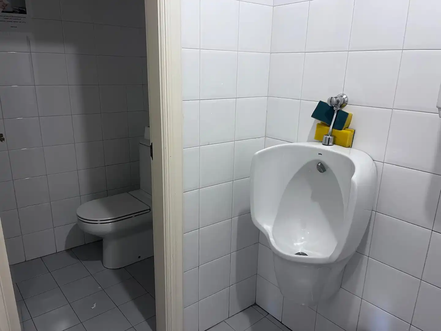 Baño de Oficina de alquiler en Burgos con Calefacción