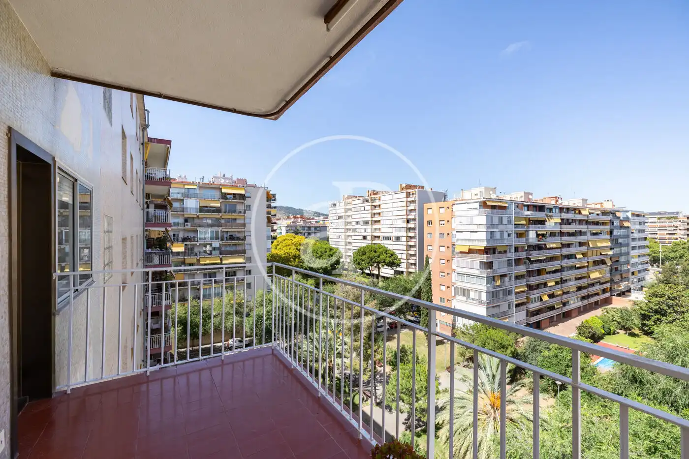 Vista exterior de Piso en venta en Barcelona con Aire acondicionado, Calefacción y Terraza