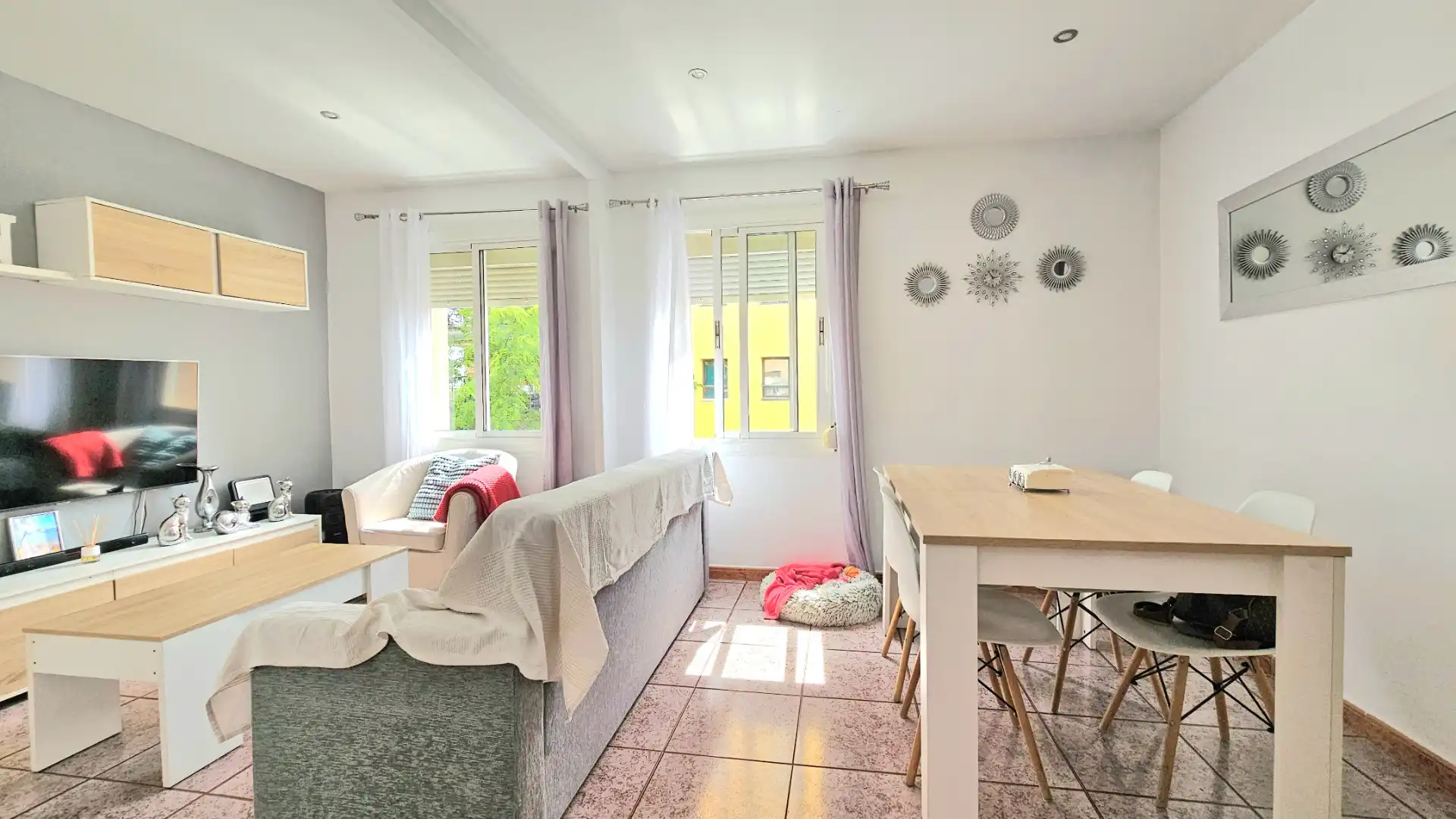 Living room of Flat for sale in Sabadell  with Heating and Furnished