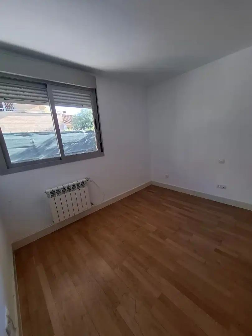 Schlafzimmer von Wohnung zur Miete in Villaviciosa de Odón mit Klimaanlage, Heizung und Parkett