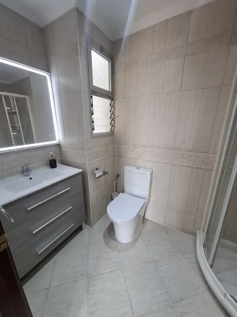Badezimmer von Wohnung zum Verkauf in Valencia mit Klimaanlage, Heizung und Abstellraum