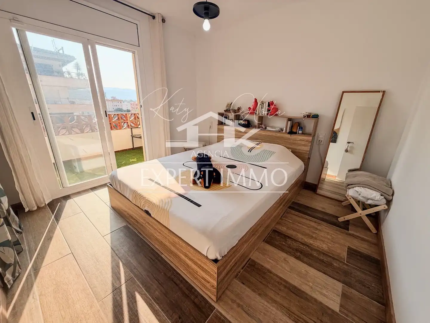 Dormitori de Apartament en venda en Roses amb Aire condicionat, Calefacció i Terrassa