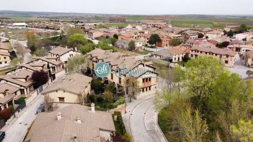 Vista exterior de Piso en venta en Grajera con Calefacción y Trastero