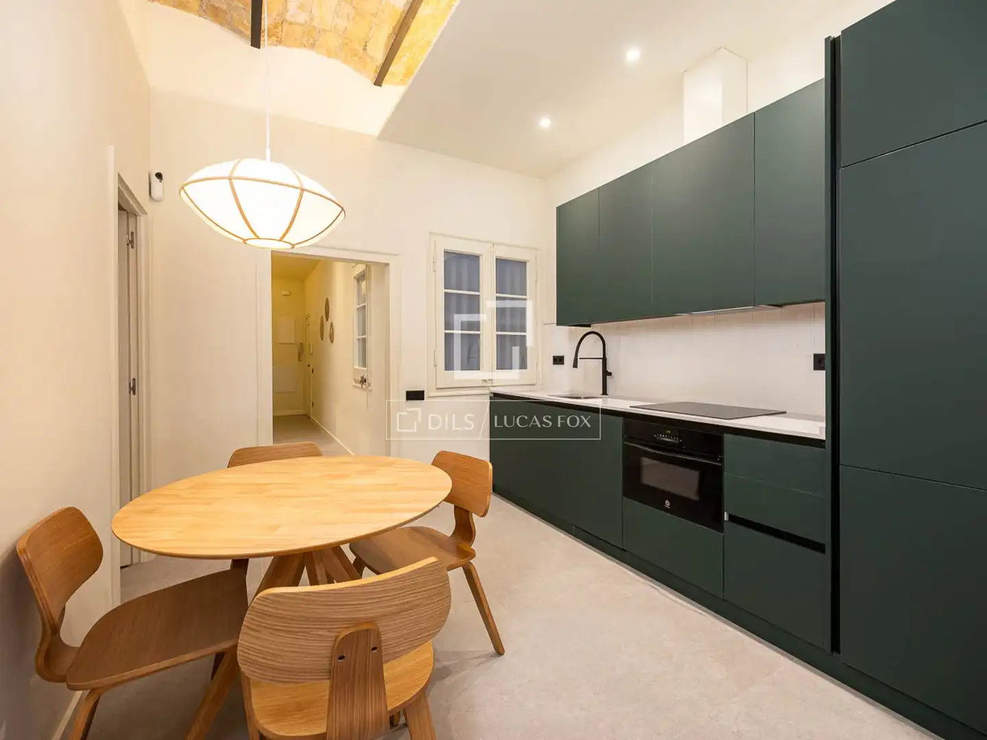Cocina de Piso en venta en Barcelona con Aire acondicionado, Terraza y Amueblado