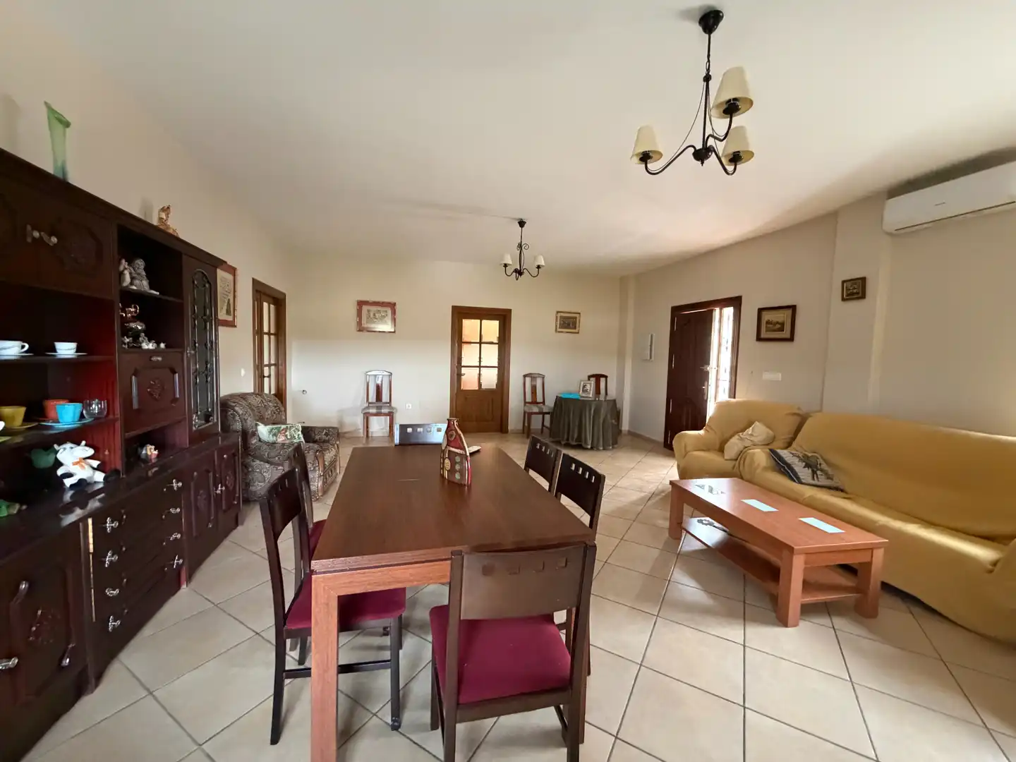 Dining room of Houses for sale in Úbeda  with Air Conditioner, Private garden and Terrace