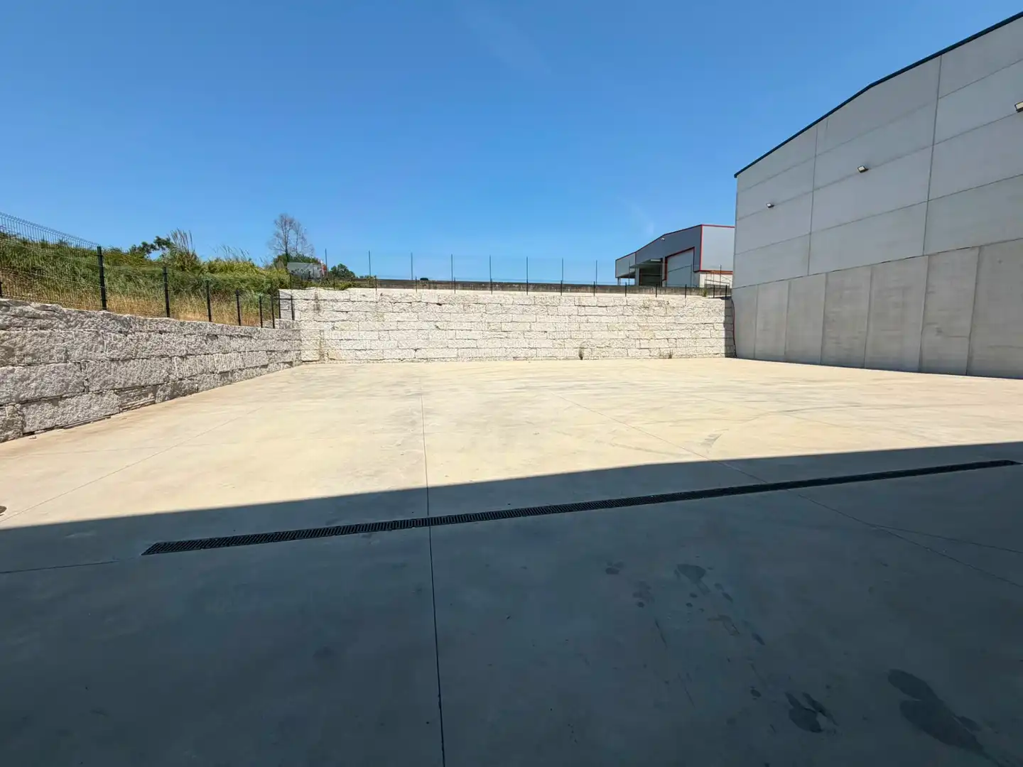 Aparcament de Nau industrial de lloguer en Narón