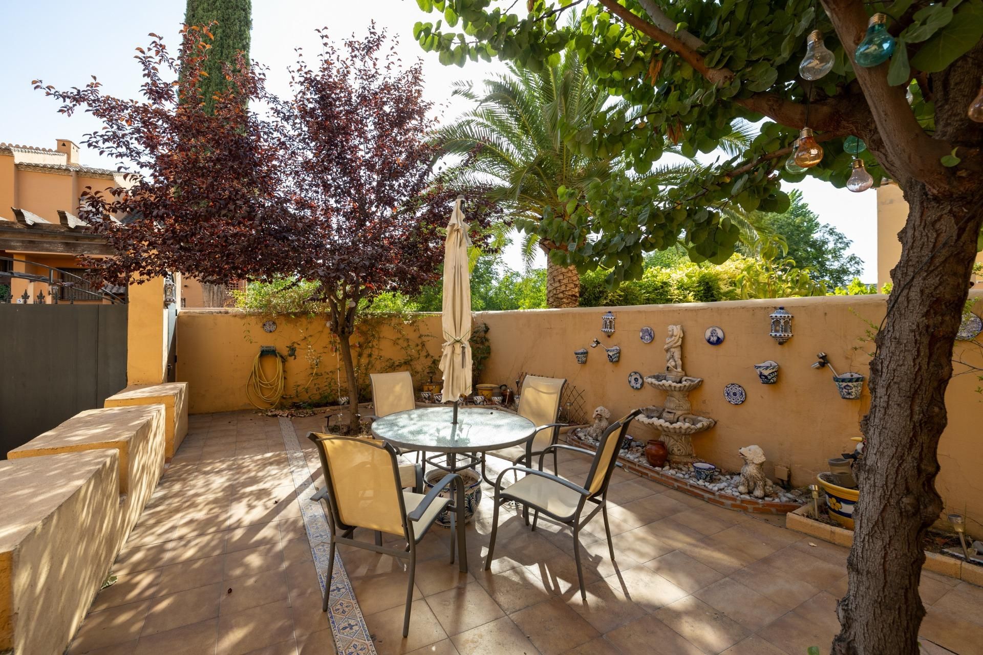 Terrassa de Casa adosada en venda en  Granada Capital amb Aire condicionat, Calefacció i Jardí privat
