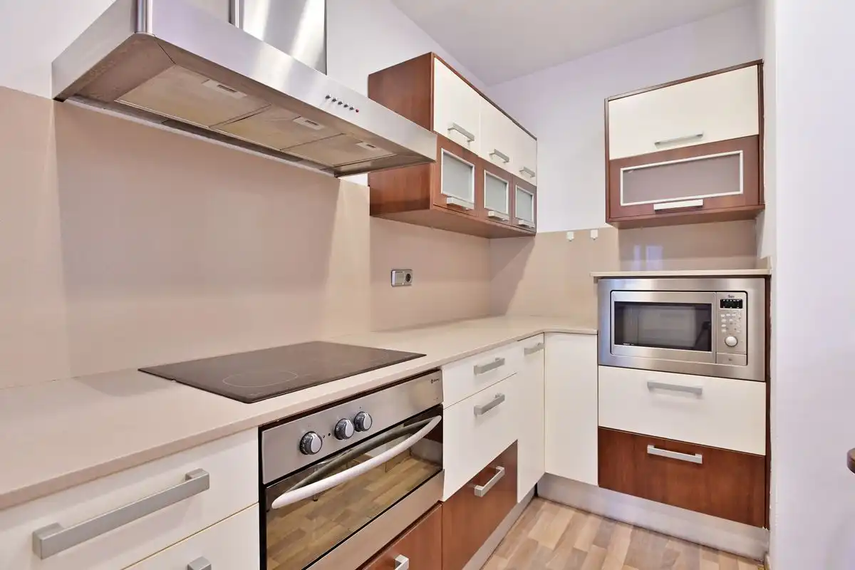 Cocina de Piso en venta en Barcelona con Calefacción, Terraza y Balcón