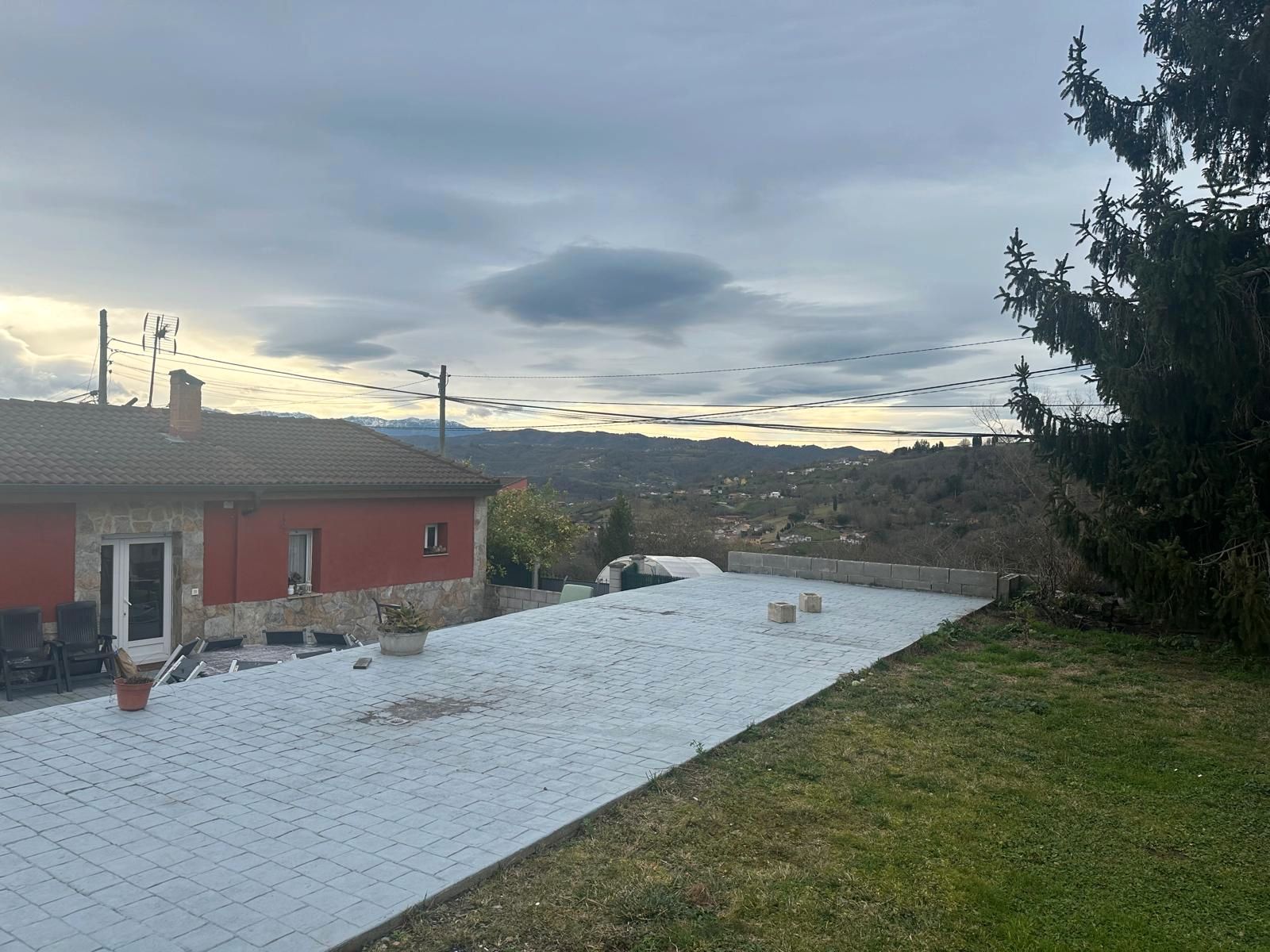 Exterior view of House or chalet for sale in Langreo  with Heating, Private garden and Terrace