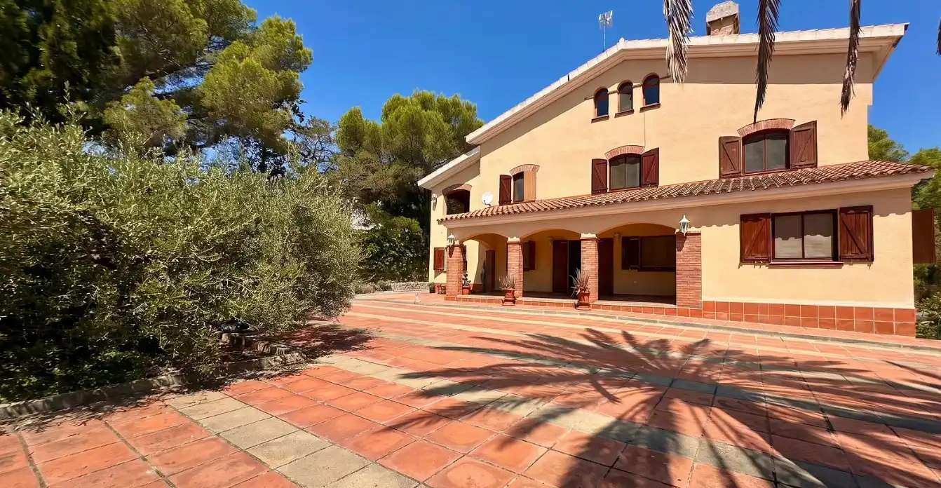 Maison avec piscine à vendre à Carrer Pau Casals 8, imagen 2