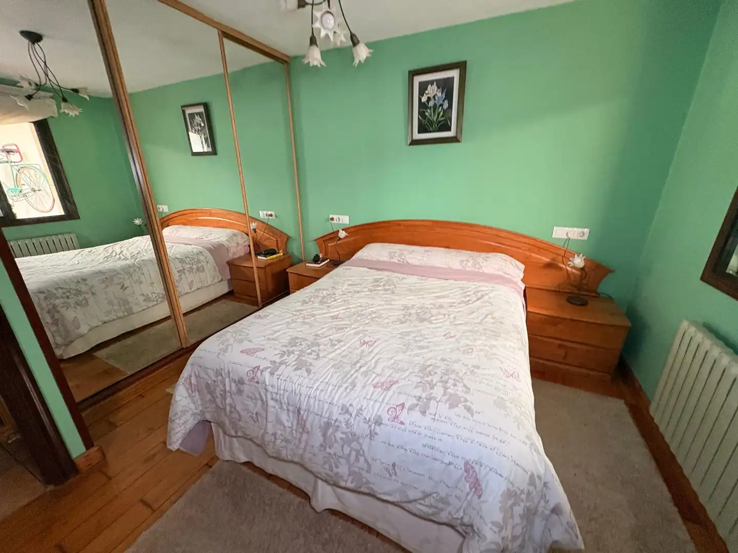 Habitación de Casa o chalet en venta en Santiago de Compostela  con Calefacción, Jardín privado y Terraza