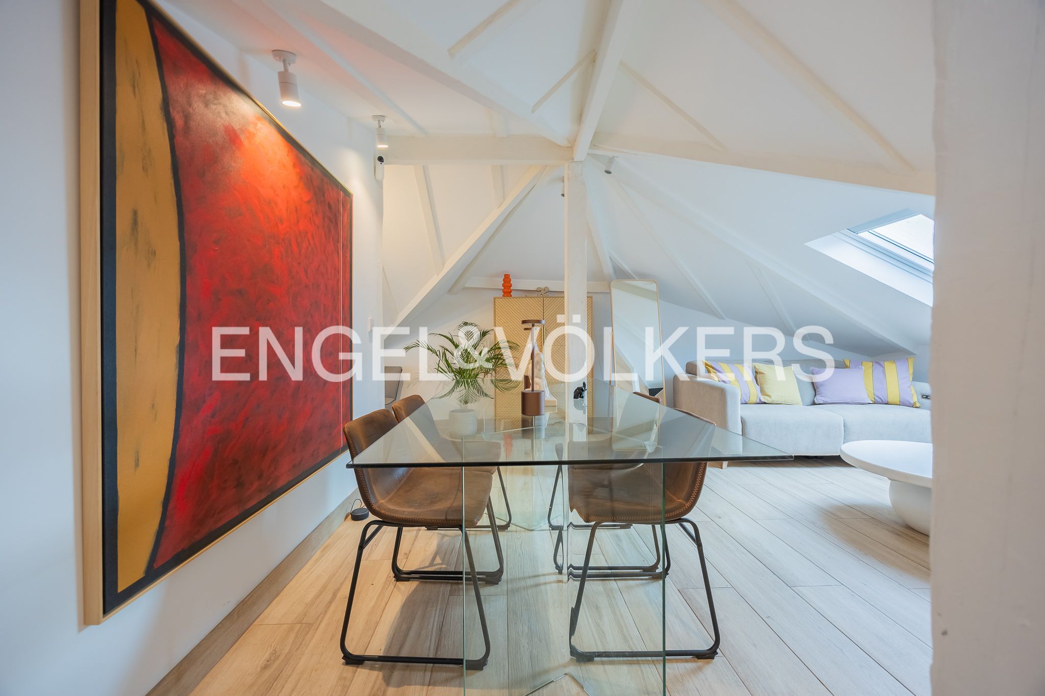 Menjador de Àtic en venda en Bilbao  amb Calefacció i Moblat