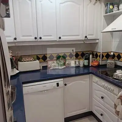 Cocina de Apartamento en venta en Badajoz con Aire acondicionado, Calefacción y Jardín privado