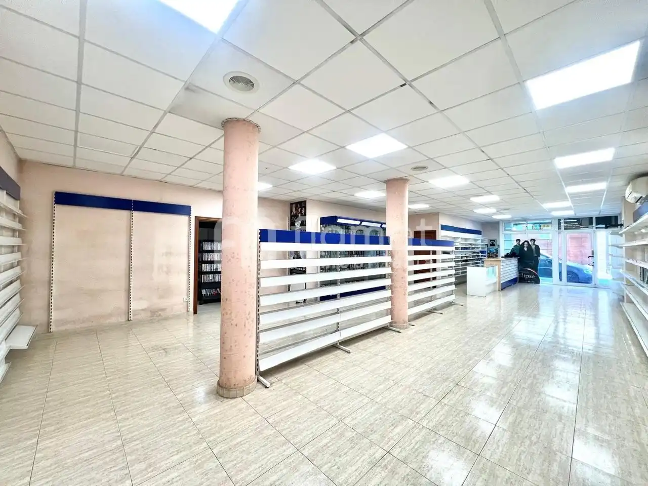 Local en venda en Blanes