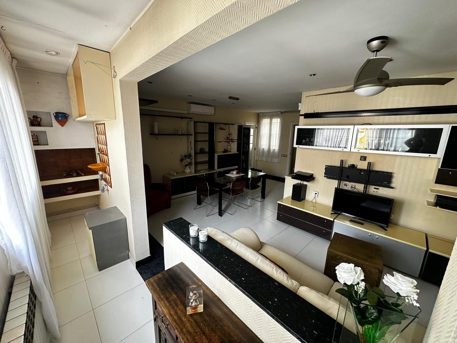 Living room of Flat for sale in  Barcelona Capital  with Heating