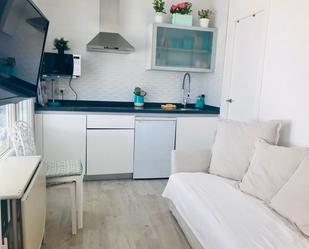 Cuina de Estudi de lloguer en  Granada Capital amb Aire condicionat, Calefacció i Terrassa