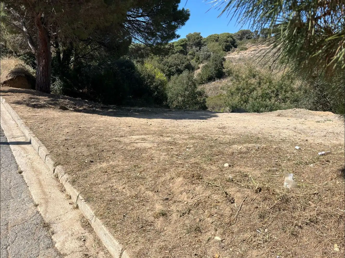 Rustikales Grundstück zum Verkauf in Urb. Residencial Blanes, imagen 2