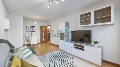 Foto 3 de Piso de alquiler en Juan Antonio Álvarez Rabanal, HUCA - La Cadellada, Oviedo