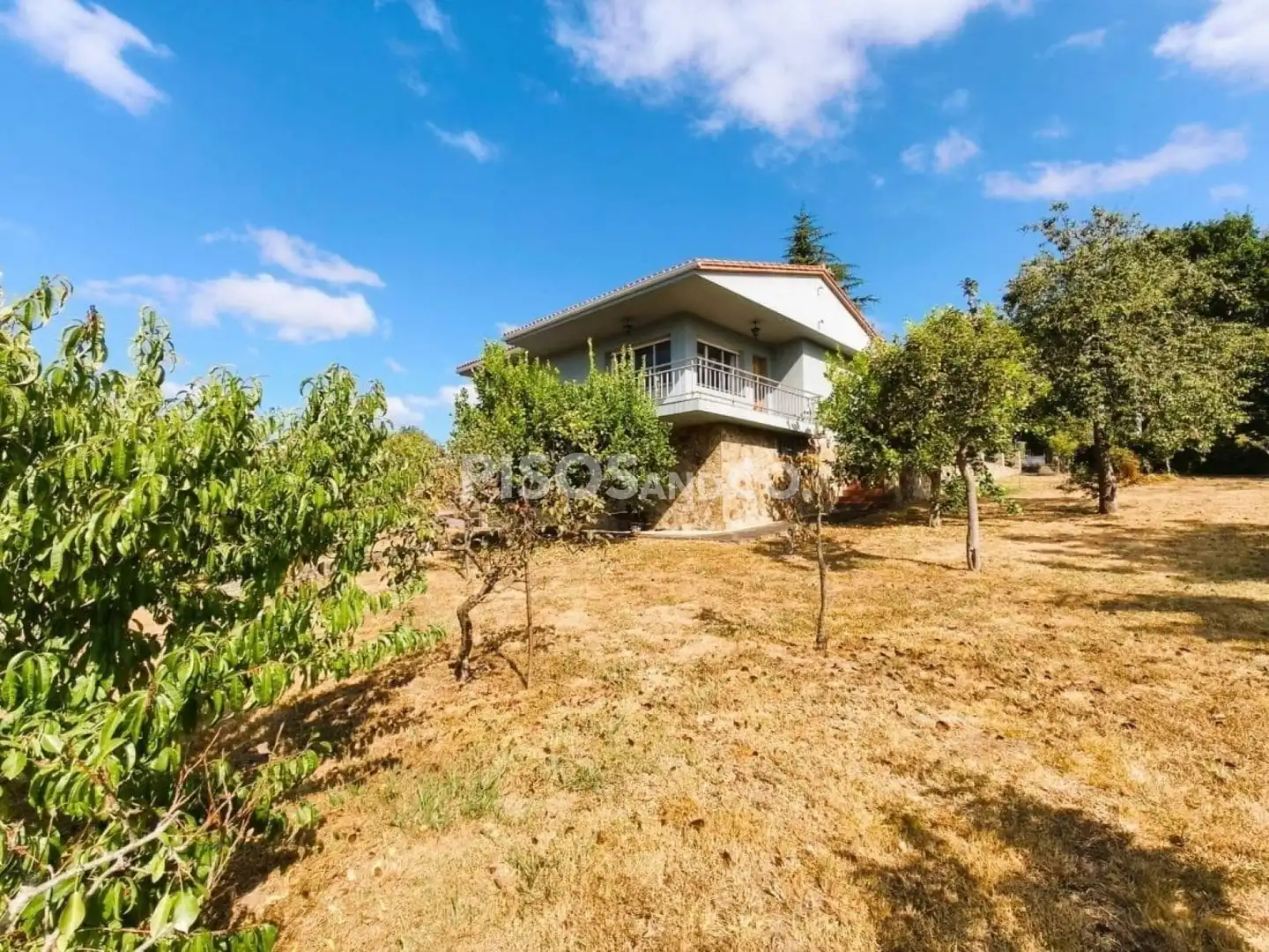 Vista exterior de Casa o xalet en venda en Culleredo amb Terrassa i Moblat