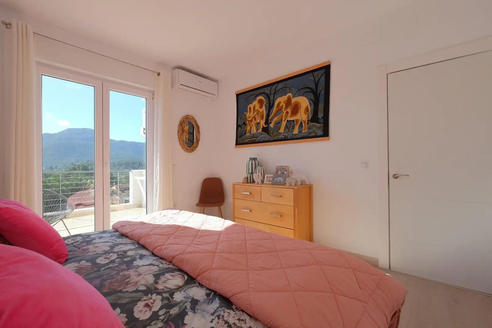 Dormitori de Casa o xalet en venda en Alcalalí amb Aire condicionat, Calefacció i Jardí privat