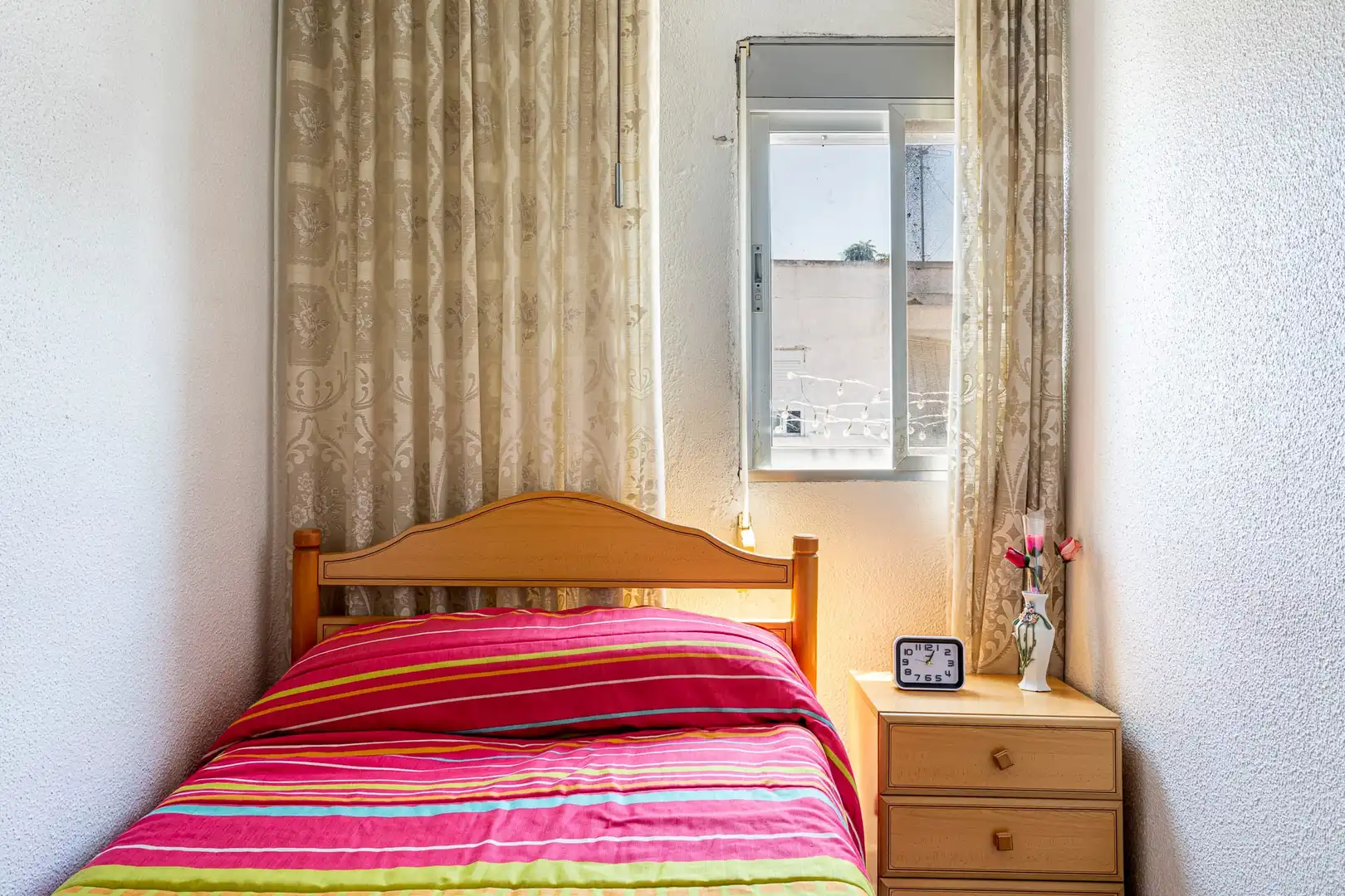 Flat for sale in Alicante, Benetússer
