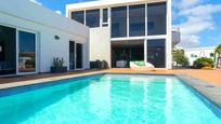 Piscina de Casa o xalet en venda en Tías amb Aire condicionat, Jardí privat i Terrassa