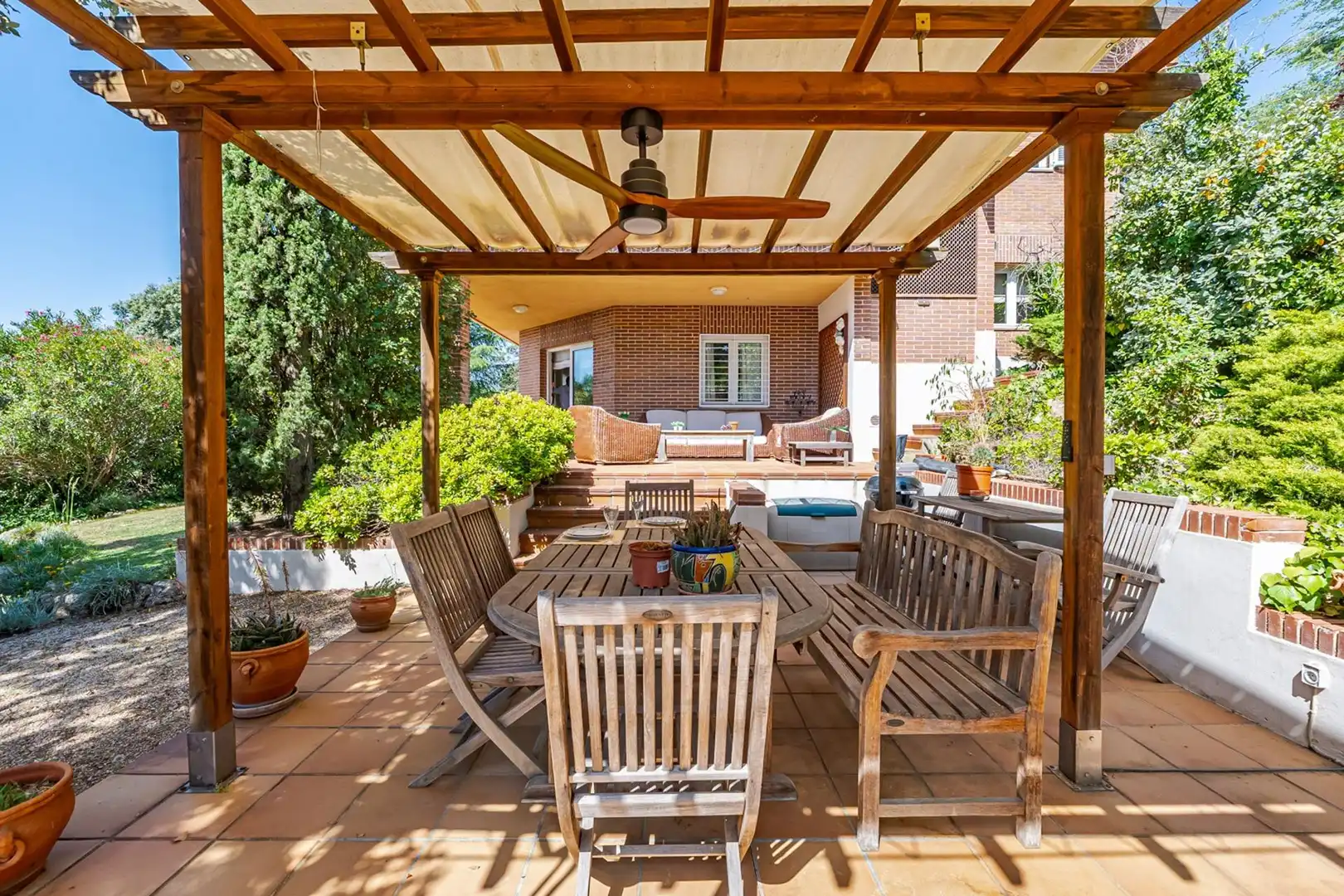 Terraza de Casa o chalet en venta en Las Rozas de Madrid con Aire acondicionado, Calefacción y Jardín privado