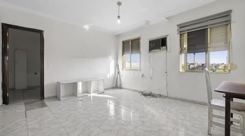 Foto 3 de Piso en venta en C. Paulo Orosio, Amate,  Sevilla Capital