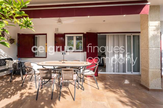 Planta baja en Venta en El Port