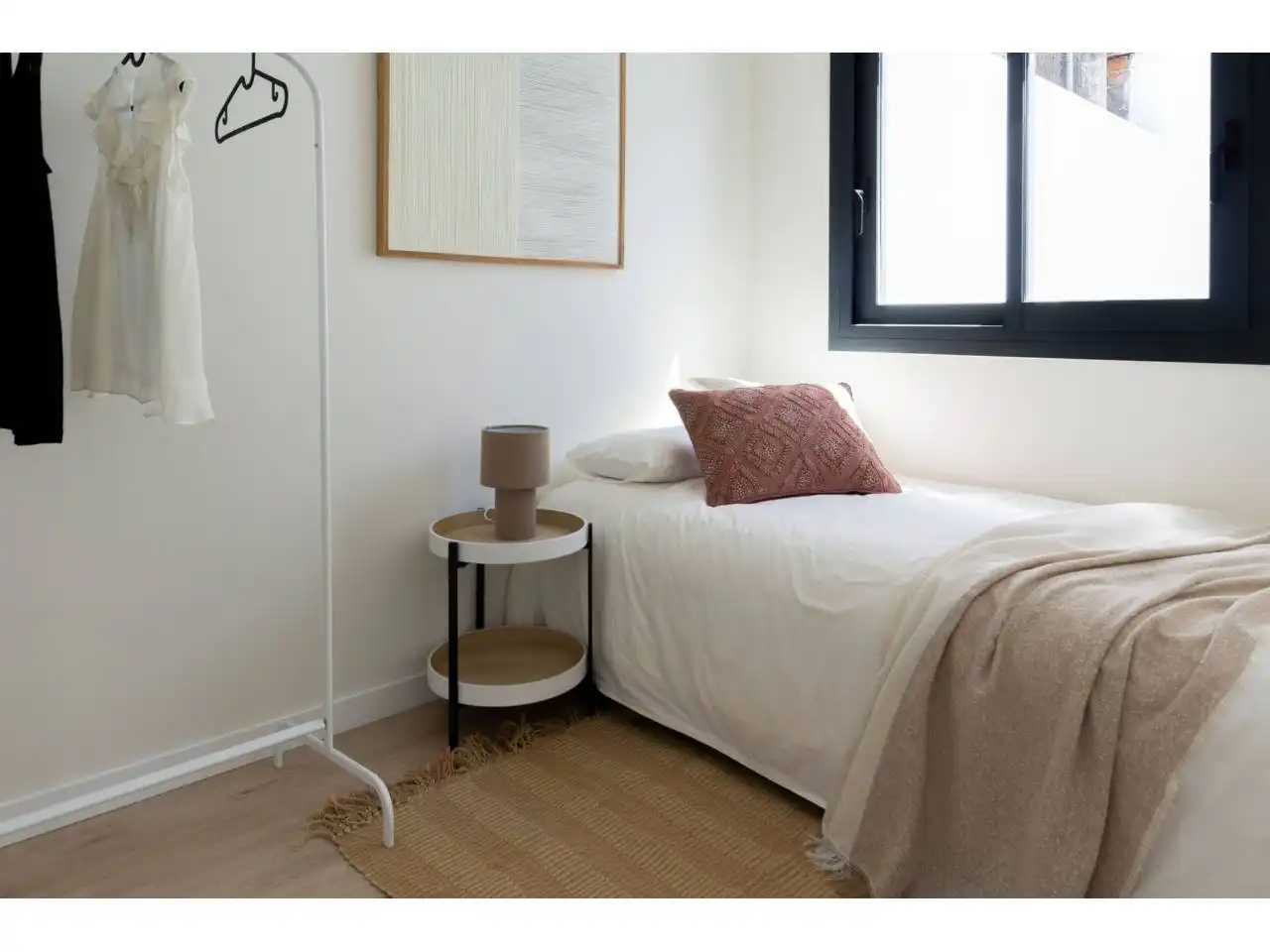 Habitación de Dúplex en venta en Terrassa con Aire acondicionado, Calefacción y Terraza