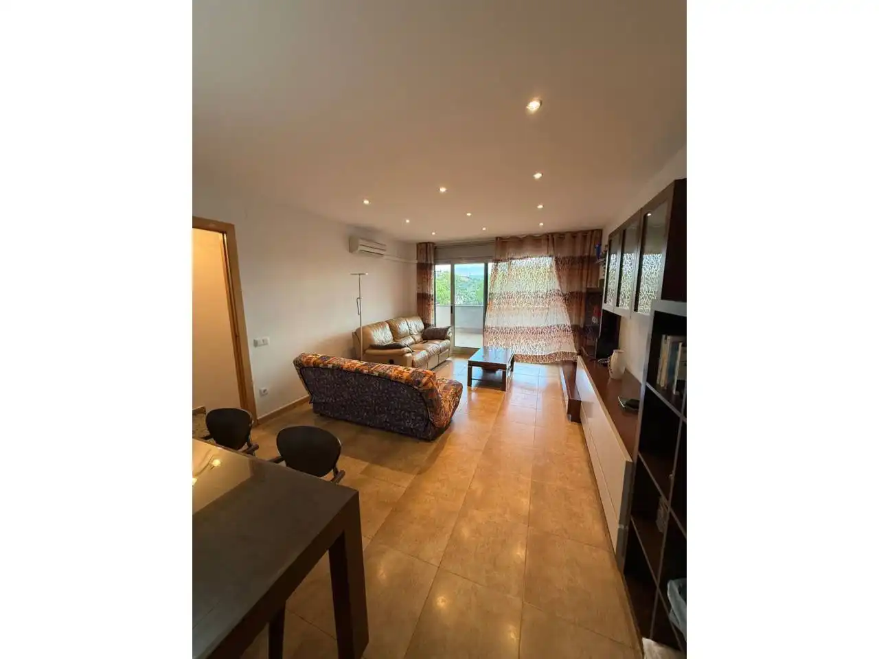 Casa aparellada amb piscina en venda a Montornès del Vallès, imagen 7