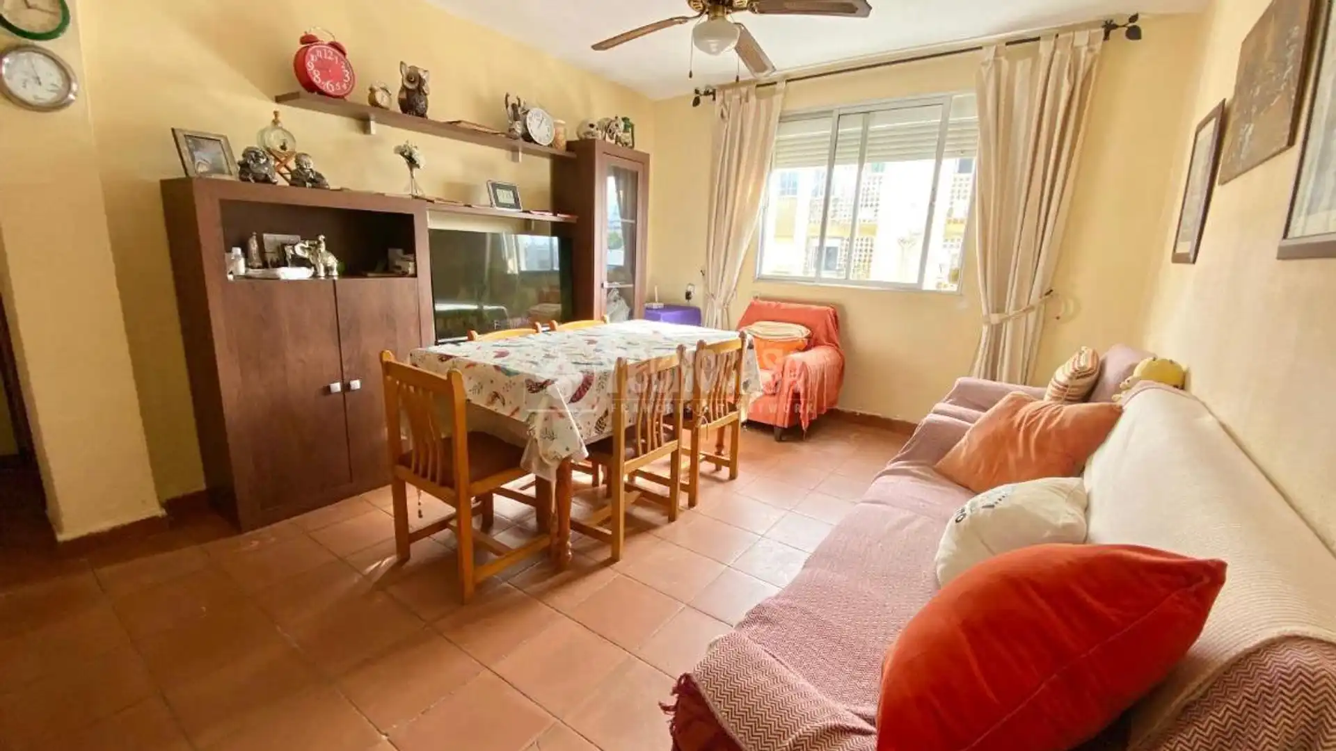 Sala de estar de Piso en venta en Jerez de la Frontera con Balcón