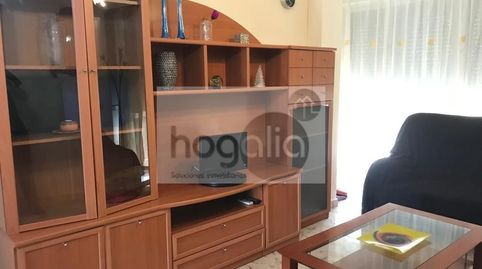 Foto 3 de Piso de alquiler en Sta. Aurelia - Cantábrico - Atlàntico - La Romería, Sevilla Capital