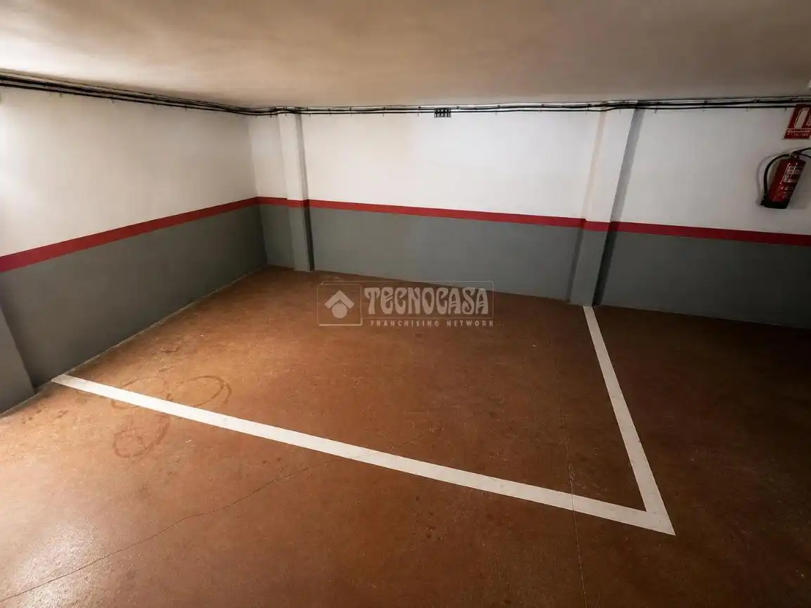 Parking de Piso en venta en Santander con Calefacción y Alarma