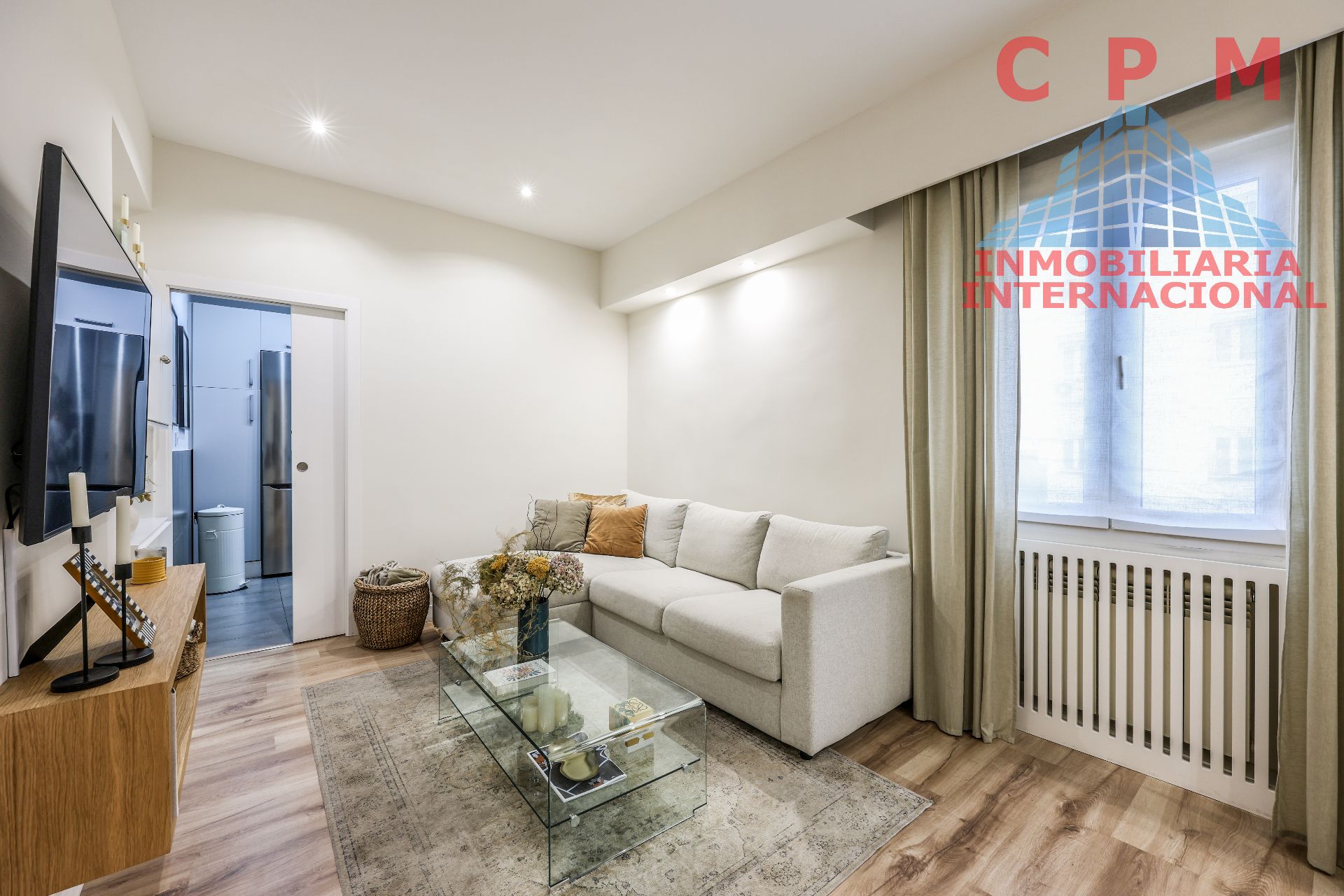 Sala d'estar de Pis de lloguer en  Madrid Capital amb Aire condicionat, Calefacció i Parquet