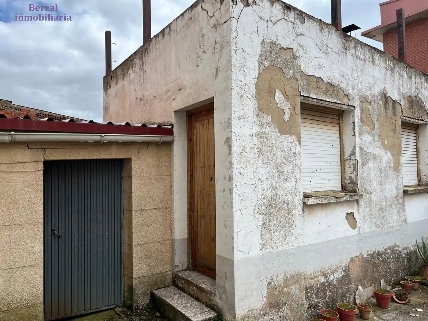 Vista exterior de Casa o xalet en venda en Ventosa amb Calefacció, Terrassa i Traster