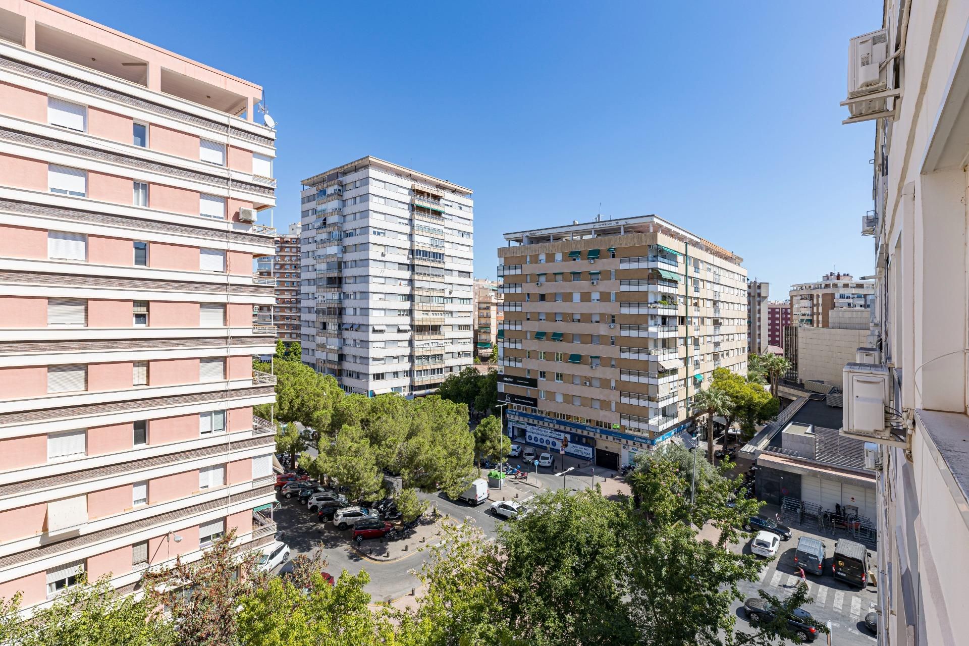 Vista exterior de Pis en venda en  Murcia Capital amb Aire condicionat