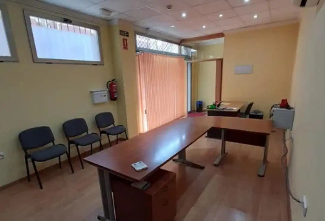 Local de alquiler en Albacete con Aire acondicionado y Amueblado