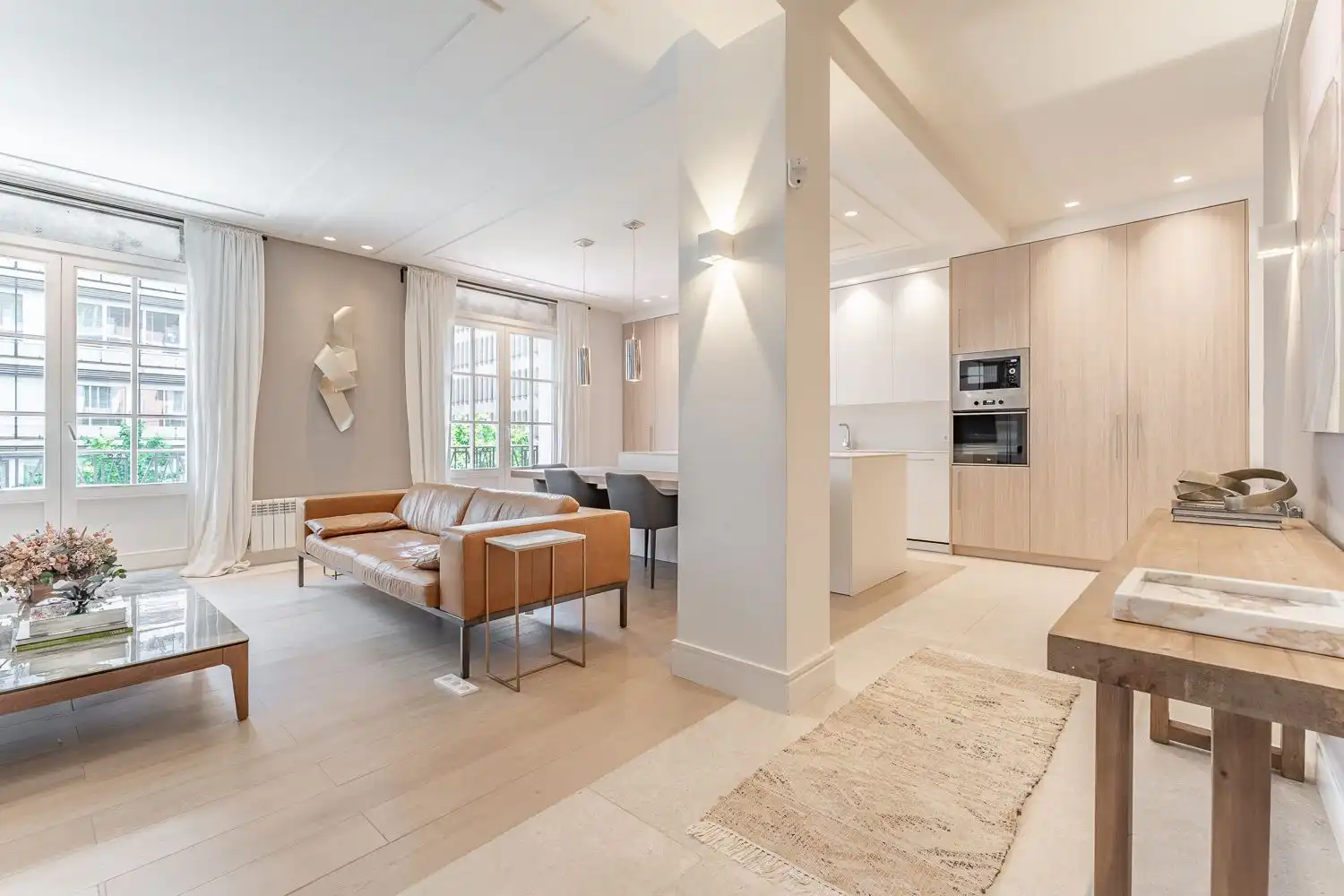 Living room of Flat for sale in  Madrid Capital  with Air Conditioner, Storage room and Furnished