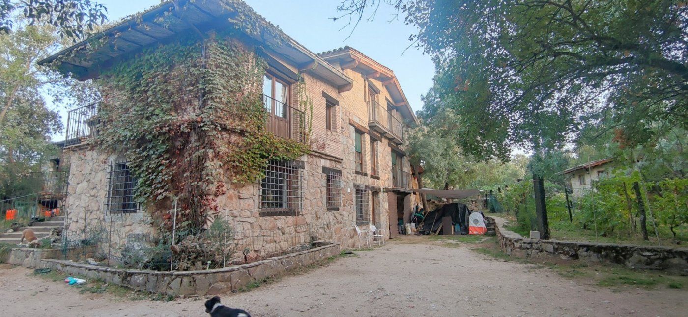 Exterior view of Country house for sale in Galapagar  with Heating, Private garden and Terrace