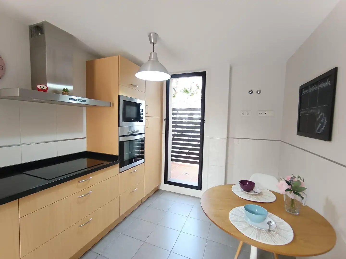 Cocina de Casa adosada en venta en Molina de Segura con Aire acondicionado, Calefacción y Jardín privado