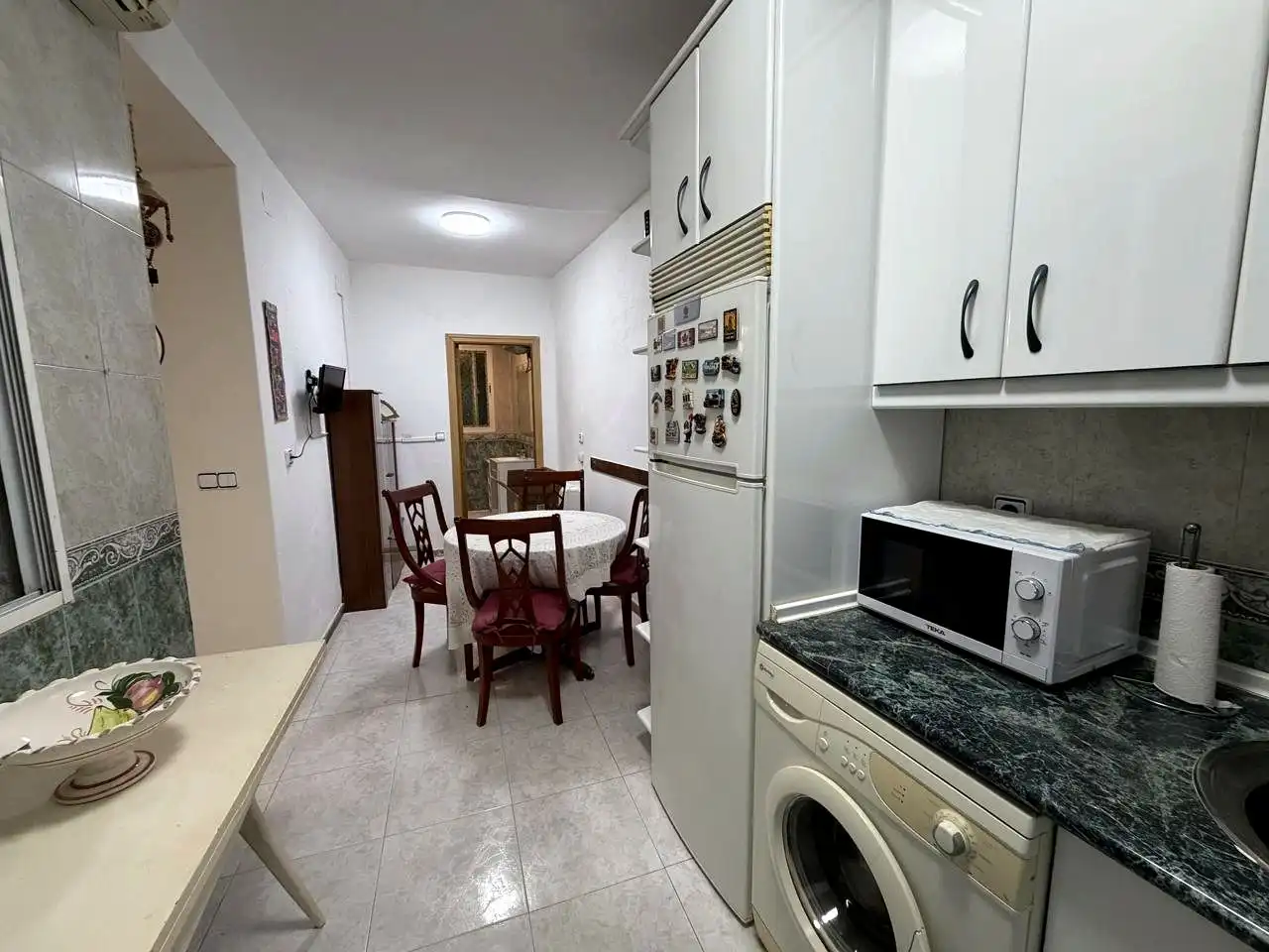 Planta baja de alquiler en Calle de Leganitos, Palacio