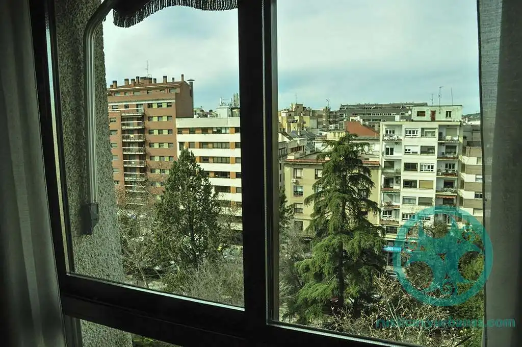 Dormitori de Pis en venda en Cáceres amb Aire condicionat, Calefacció i Jardí privat