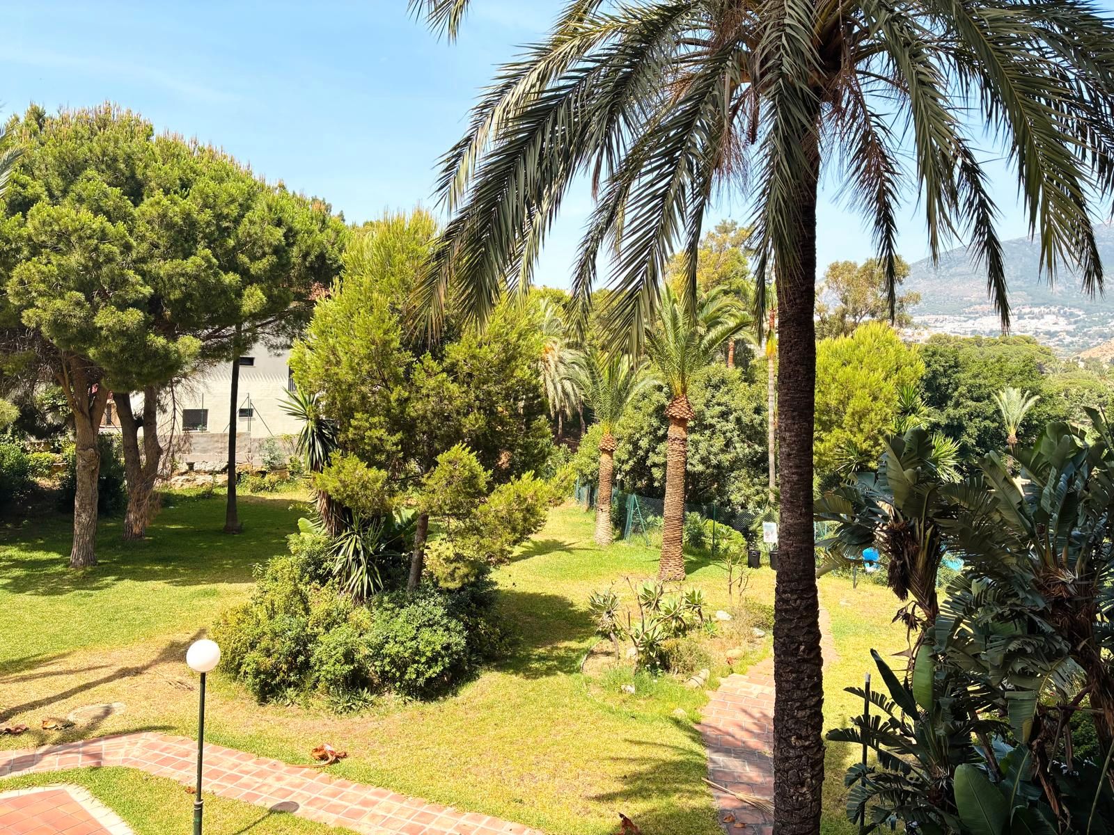 Garden of Study for sale in Benalmádena  with Air Conditioner, Terrace and Furnished