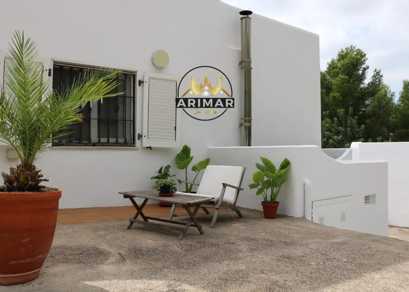 Vista exterior de Casa o xalet en venda en Benicasim / Benicàssim amb Calefacció, Jardí privat i Terrassa