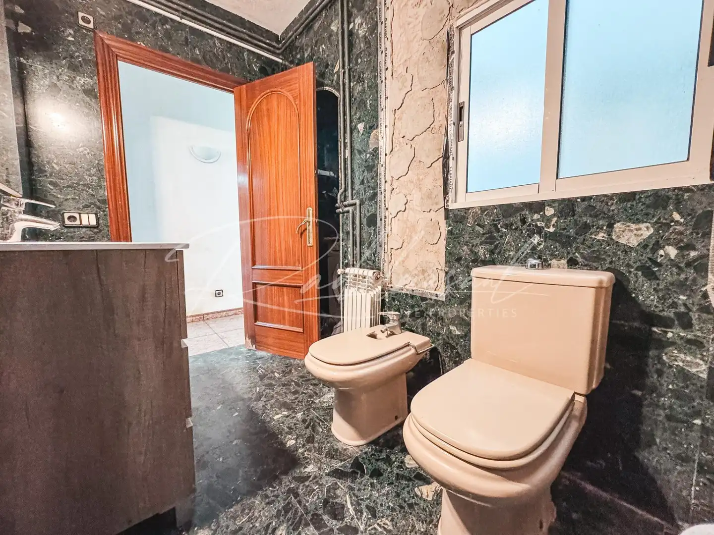 Bathroom of Flat for sale in Tarragona  with Heating and Balcony