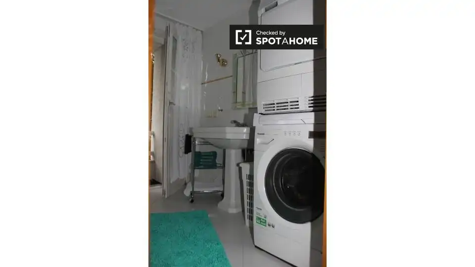 Baño de Apartamento para compartir en Colmenar de Oreja con Aire acondicionado, Calefacción y Terraza