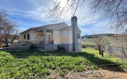 Vista exterior de Casa o xalet en venda en Ituero y Lama amb Calefacció, Jardí privat i Parquet