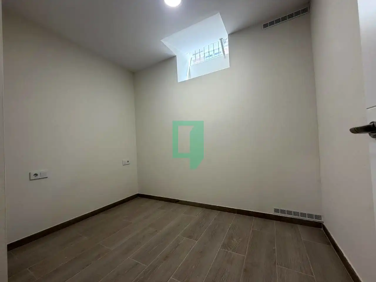 Dúplex en venta en Badalona con Parquet